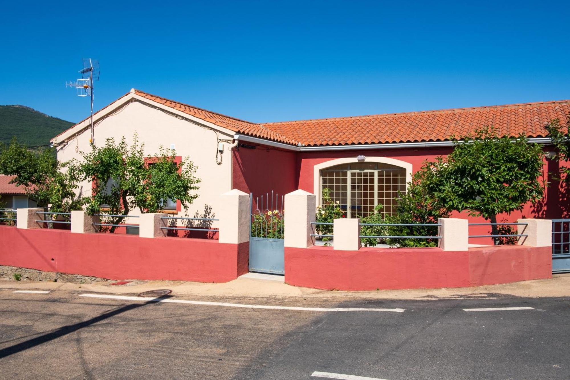 Casa Rural Rinconada La Rinconada de la Sierra Luaran gambar